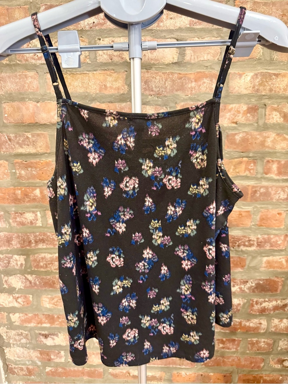 Mason & Belle Floral Lace Cami Tank Top Size M - Picture 2 of 3